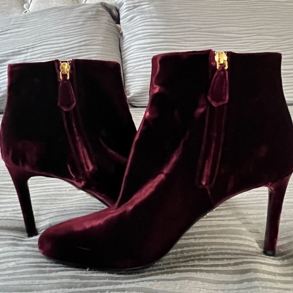 New Authentic Prada ankle Velvet Bootie - Picture 1 of 7